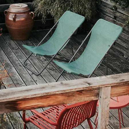 La Maison Perchee Holiday home Thiers