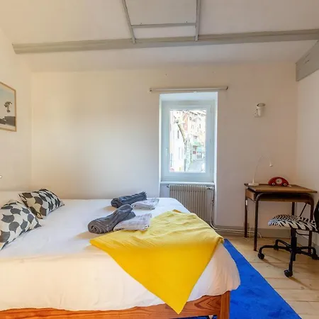 La Maison Perchee Holiday home Thiers